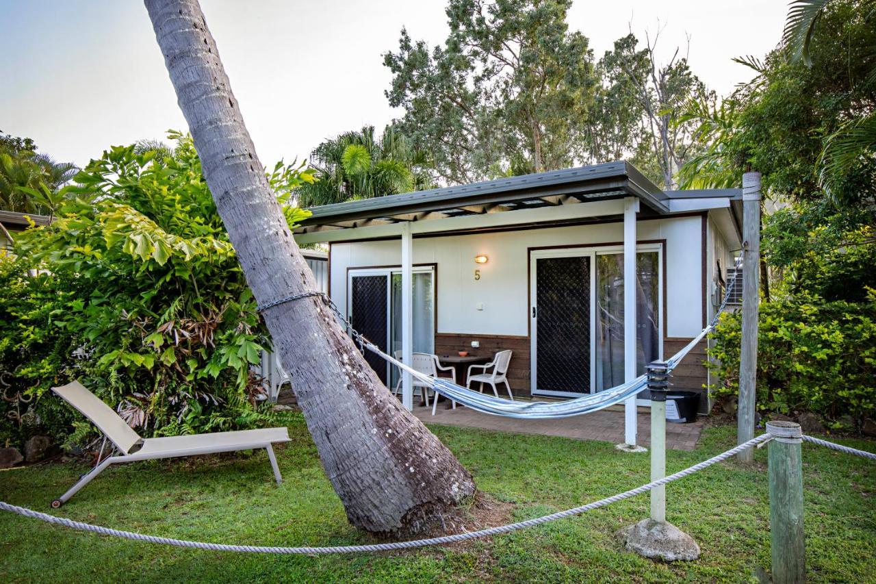 Bush Village Holiday Cabins 埃尔利海滩 外观 照片