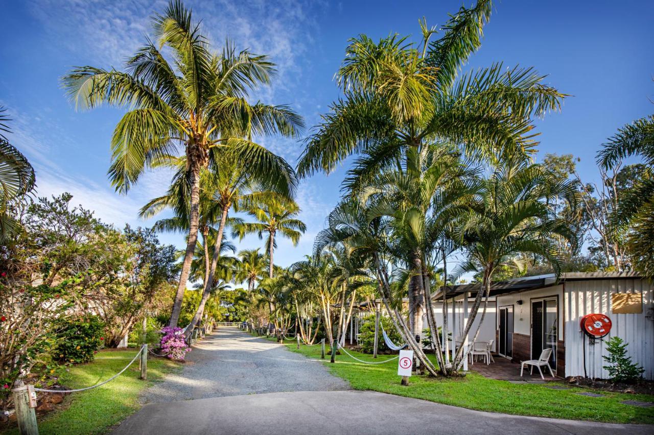 Bush Village Holiday Cabins 埃尔利海滩 外观 照片